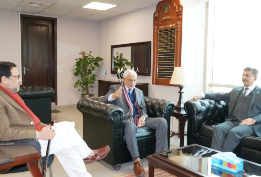 PM's Advisor on Aviation held a follow-up meeting with the ambassador of Iraq to Pakistan